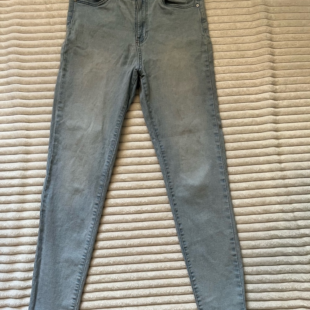 Miami Women's size 7 Charcoal Skinny Jeans E11